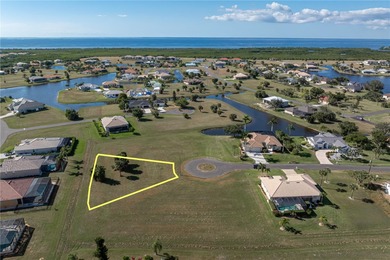 KEY LOT IN BURNT STORE LAKES - Property is surrounded by a mix on Burnt Store Golf Club in Florida - for sale on GolfHomes.com, golf home, golf lot