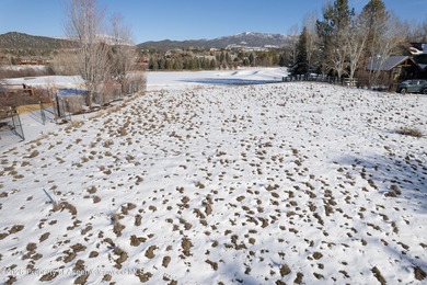 Imagine living in your newly built home in Carbondale's tranquil on River Valley Ranch Golf Club in Colorado - for sale on GolfHomes.com, golf home, golf lot