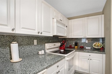 Lovely 3 bedroom 2 1/2 bath townhome on a cul de sac in Arbor on Deer Creek Golf Club in Florida - for sale on GolfHomes.com, golf home, golf lot