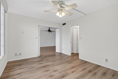 Great opportunity to own a spacious 2 bed, 2 bath condo in on Palm-Aire Country Club and Resort - Palms in Florida - for sale on GolfHomes.com, golf home, golf lot