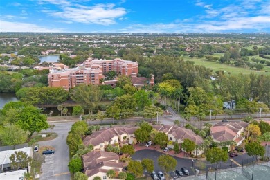 Lovely 3 bedroom 2 1/2 bath townhome on a cul de sac in Arbor on Deer Creek Golf Club in Florida - for sale on GolfHomes.com, golf home, golf lot