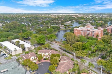 Lovely 3 bedroom 2 1/2 bath townhome on a cul de sac in Arbor on Deer Creek Golf Club in Florida - for sale on GolfHomes.com, golf home, golf lot