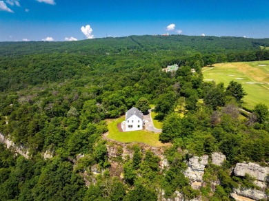 Welcome to your dream property!  This stunning 4 bedroom, 4.5 on Lookout Mountain Golf Club in Georgia - for sale on GolfHomes.com, golf home, golf lot