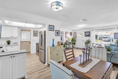 Under contract-accepting backup offers. The Mainlands is a on Mainlands Golf Club in Florida - for sale on GolfHomes.com, golf home, golf lot