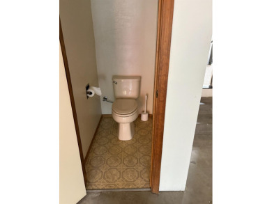 Located on a quiet lane and close to sweet private lake with on Pine Mountain Lake Country Club in California - for sale on GolfHomes.com, golf home, golf lot
