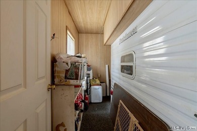 Back on the market, this charming 3 bedroom 1 bath 1999 camper on River Ridge Golf Club in Virginia - for sale on GolfHomes.com, golf home, golf lot