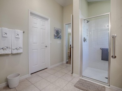 ~oBond is PAID!o~ ~oNEW Roof 2022o~ NEW Tankless Hot Water on The Links of Spruce Creek in Florida - for sale on GolfHomes.com, golf home, golf lot
