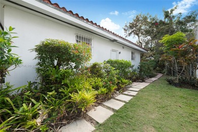 This Coral Gables residence, exceptionally located just minutes on Granada Golf Club in Florida - for sale on GolfHomes.com, golf home, golf lot