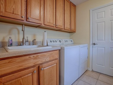 ~oBond is PAID!o~ ~oNEW Roof 2022o~ NEW Tankless Hot Water on The Links of Spruce Creek in Florida - for sale on GolfHomes.com, golf home, golf lot