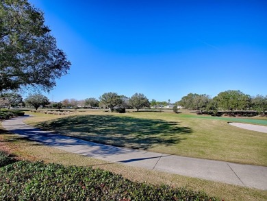 ~oBond is PAID!o~ ~oNEW Roof 2022o~ NEW Tankless Hot Water on The Links of Spruce Creek in Florida - for sale on GolfHomes.com, golf home, golf lot