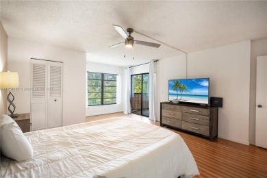 Step into this spacious and beautifully maintained 2-br, 2-ba on Palm-Aire Country Club and Resort - Palms in Florida - for sale on GolfHomes.com, golf home, golf lot
