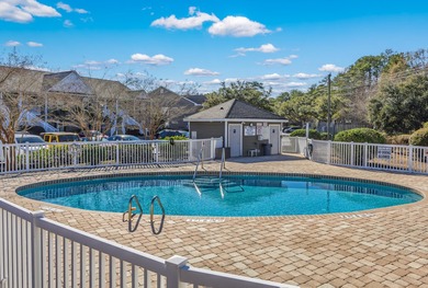 Move in Ready!  This 3 bedroom, 2 Bath unit has been on Arrowhead Country Club in South Carolina - for sale on GolfHomes.com, golf home, golf lot