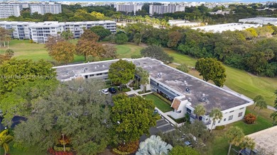 Priced to sell! 
Remodeled and spacious three-bedroom on Palm-Aire Country Club and Resort - The Oaks in Florida - for sale on GolfHomes.com, golf home, golf lot