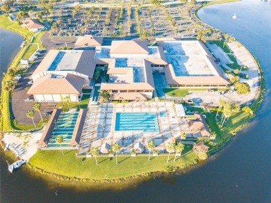 INVESTOR FRIENDLY and MOVE IN READY!! *CAN BE RENTED RIGHT AWAY* on Flamingo Lakes Country Club in Florida - for sale on GolfHomes.com, golf home, golf lot