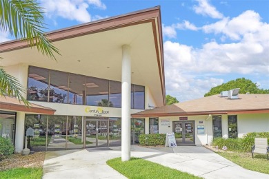 INVESTOR FRIENDLY and MOVE IN READY!! *CAN BE RENTED RIGHT AWAY* on Flamingo Lakes Country Club in Florida - for sale on GolfHomes.com, golf home, golf lot