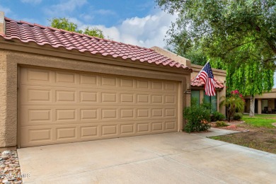 Well maintained 1402 square foot home, 2 bedroom & 2 bath home on Westbrook Village Golf Club in Arizona - for sale on GolfHomes.com, golf home, golf lot