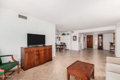Well maintained 1402 square foot home, 2 bedroom & 2 bath home on Westbrook Village Golf Club in Arizona - for sale on GolfHomes.com, golf home, golf lot