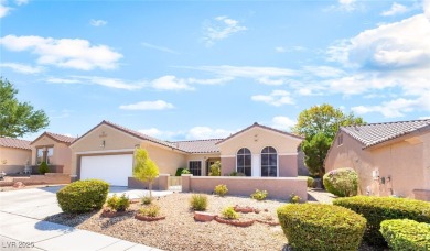 This beautifully remodeled 2-bedroom+den home in Sun City Anthem on Revere Golf Club in Nevada - for sale on GolfHomes.com, golf home, golf lot