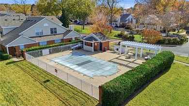 Welcome home! This exquisite 2 bd 2bth condo is located in a on Golden Horseshoe Golf Club in Virginia - for sale on GolfHomes.com, golf home, golf lot