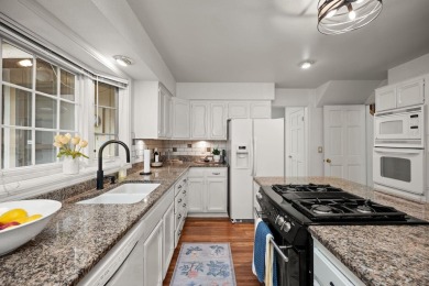 Golfer's Paradise on the Fairway! Step into your light-filled on Spokane Country Club in Washington - for sale on GolfHomes.com, golf home, golf lot