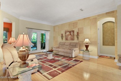Beautiful POOL home in Orange Park Country Club! This spacious 3 on Country Club of Orange Park in Florida - for sale on GolfHomes.com, golf home, golf lot