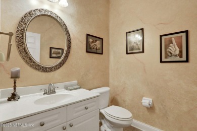 Beautiful POOL home in Orange Park Country Club! This spacious 3 on Country Club of Orange Park in Florida - for sale on GolfHomes.com, golf home, golf lot