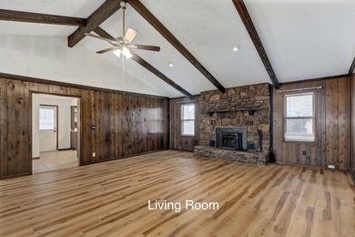 3839 N Stewart offers a spacious 3 bed, 2.5 bath split-level on Bill and Payne Stewart Golf Course  in Missouri - for sale on GolfHomes.com, golf home, golf lot