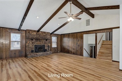 3839 N Stewart offers a spacious 3 bed, 2.5 bath split-level on Bill and Payne Stewart Golf Course  in Missouri - for sale on GolfHomes.com, golf home, golf lot