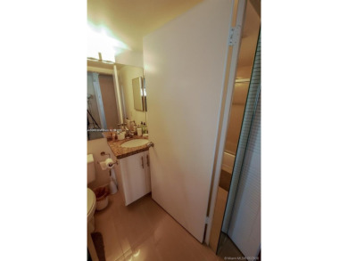 Amazing unit of 2 bedrooms + 2 bathrooms with an espectacular on Turnberry Isle Resort and Club in Florida - for sale on GolfHomes.com, golf home, golf lot