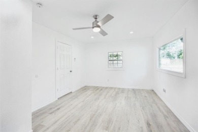 Welcome to this Dallas Gem! Conveniently located near I35 & less on Cedar Crest Golf Course in Texas - for sale on GolfHomes.com, golf home, golf lot