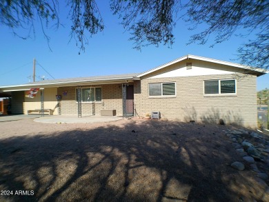 Totally updated home with stunning views on Queen Valley Golf on Queen Valley Golf Course in Arizona - for sale on GolfHomes.com, golf home, golf lot