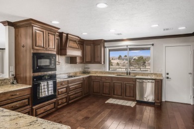 Golf Course Living | No HOA | 4 Bed, 4 Ensuite Baths | Oversized on St. George Golf Course in Utah - for sale on GolfHomes.com, golf home, golf lot