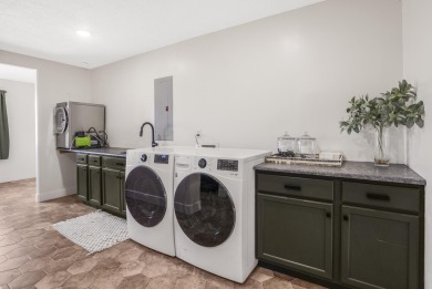 Golf Course Living | No HOA | 4 Bed, 4 Ensuite Baths | Oversized on St. George Golf Course in Utah - for sale on GolfHomes.com, golf home, golf lot