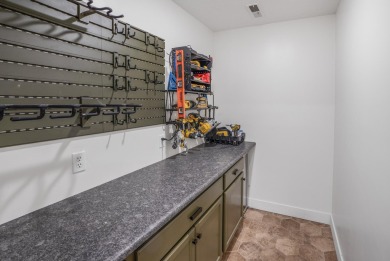 Golf Course Living | No HOA | 4 Bed, 4 Ensuite Baths | Oversized on St. George Golf Course in Utah - for sale on GolfHomes.com, golf home, golf lot