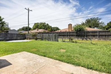 Enjoy the charm of classic brick design with this 3-bedroom on Legends Country Club in Texas - for sale on GolfHomes.com, golf home, golf lot