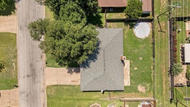 Enjoy the charm of classic brick design with this 3-bedroom on Legends Country Club in Texas - for sale on GolfHomes.com, golf home, golf lot
