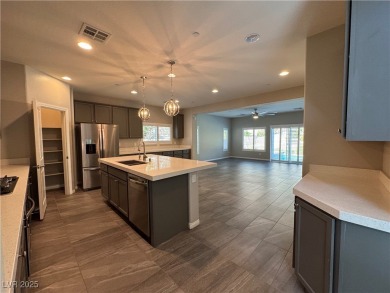 WOW! PERFECT 4 BED 4 BATH 2 STORY HOME LOCATED IN LAKE LAS on Falls Golf Course in Nevada - for sale on GolfHomes.com, golf home, golf lot