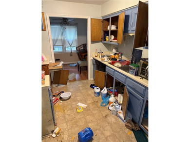 INVESTORS! 3 BEDROOM, 2.5 BATH TOWNHOUSE IN QUIET COMMUNITY on Kempsville Greens Municipal Golf Course in Virginia - for sale on GolfHomes.com, golf home, golf lot