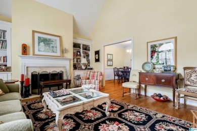 Fantastic opportunity to own in The Fairways at Riverchase! on Riverchase Country Club in Alabama - for sale on GolfHomes.com, golf home, golf lot