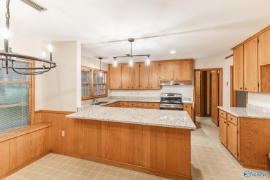 Bring the family, there's plenty of room here and you're going on Point Mallard Golf Course in Alabama - for sale on GolfHomes.com, golf home, golf lot
