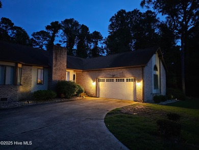 What items are on your wish list for your new home? Stunning on Harbour Point Golf Club in North Carolina - for sale on GolfHomes.com, golf home, golf lot