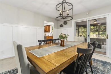 Darling and move-in ready, this updated 3-bed, 2-bath home is on Balboa Golf Course in Arkansas - for sale on GolfHomes.com, golf home, golf lot