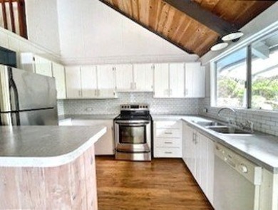 Situated outside the charming Volcano Village in the desirable on Volcano Golf and Country Club in Hawaii - for sale on GolfHomes.com, golf home, golf lot