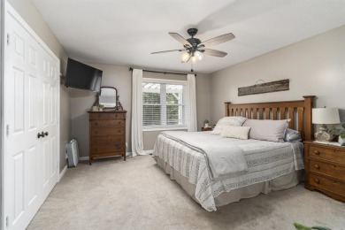 Darling and move-in ready, this updated 3-bed, 2-bath home is on Balboa Golf Course in Arkansas - for sale on GolfHomes.com, golf home, golf lot