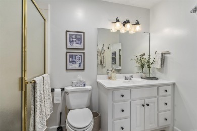Darling and move-in ready, this updated 3-bed, 2-bath home is on Balboa Golf Course in Arkansas - for sale on GolfHomes.com, golf home, golf lot