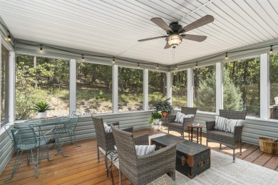 Darling and move-in ready, this updated 3-bed, 2-bath home is on Balboa Golf Course in Arkansas - for sale on GolfHomes.com, golf home, golf lot
