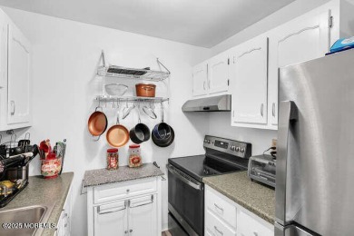 Charming 2-bed, 1-bath home in the desirable ''Home of the Seven on Greenbriar Woodlands in New Jersey - for sale on GolfHomes.com, golf home, golf lot