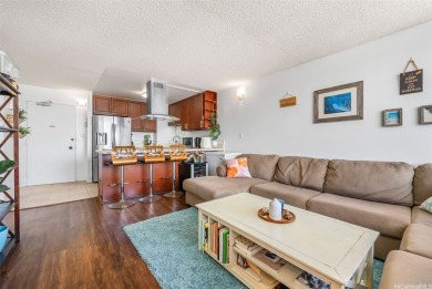 STUNNING 1 BED, 1 BA, 1 PKG w/ in-unit W/D and Central A/C!!! on Honolulu Country Club in Hawaii - for sale on GolfHomes.com, golf home, golf lot