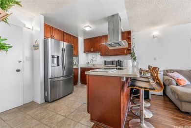 STUNNING 1 BED, 1 BA, 1 PKG w/ in-unit W/D and Central A/C!!! on Honolulu Country Club in Hawaii - for sale on GolfHomes.com, golf home, golf lot