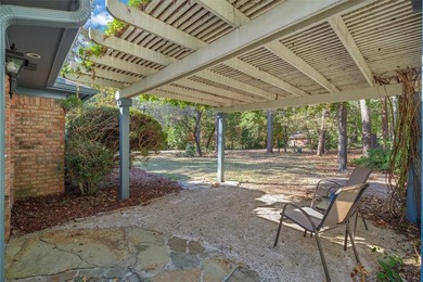 Fantastic curb appeal on this 3BD-2BA brick home in Holly Lake on Holly Lake Ranch Golf Club in Texas - for sale on GolfHomes.com, golf home, golf lot